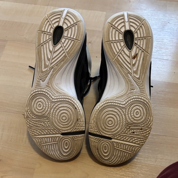 Women’s Nike Black and White High-Top Basketball Shoes - Picture 3 of 6